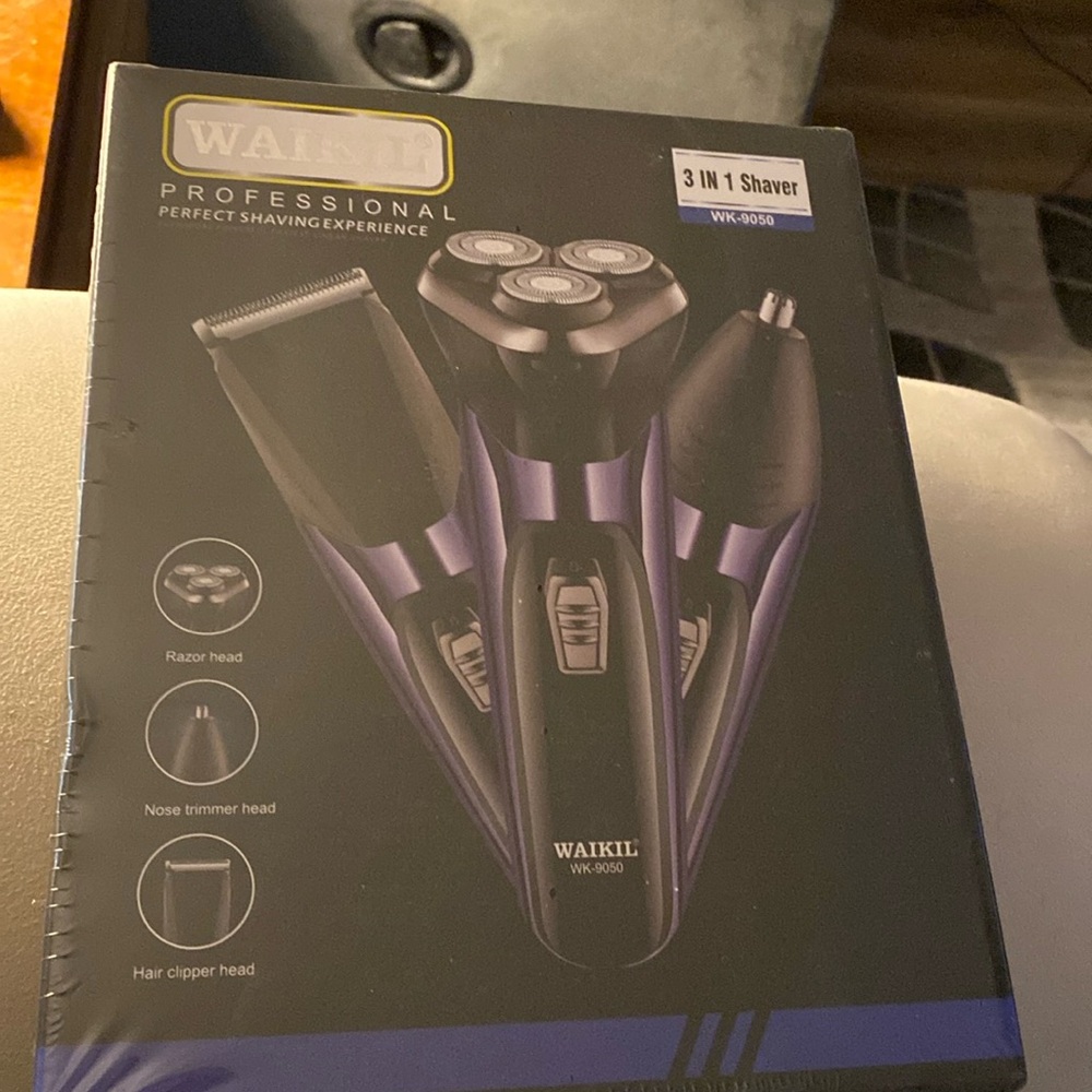 New in box 3in1 SHAVER
